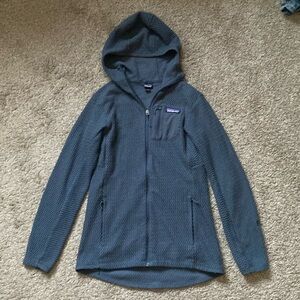 Patagonia R1 air hoody